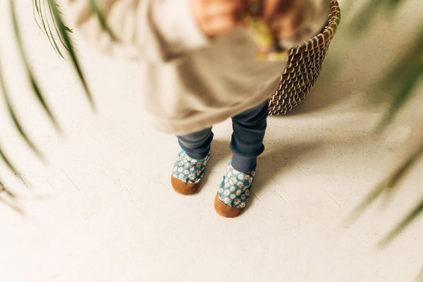 BLUE DAISY Slippers