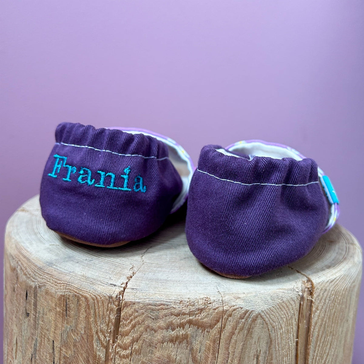 Cloudy Flowers Rubellite Child Slippers