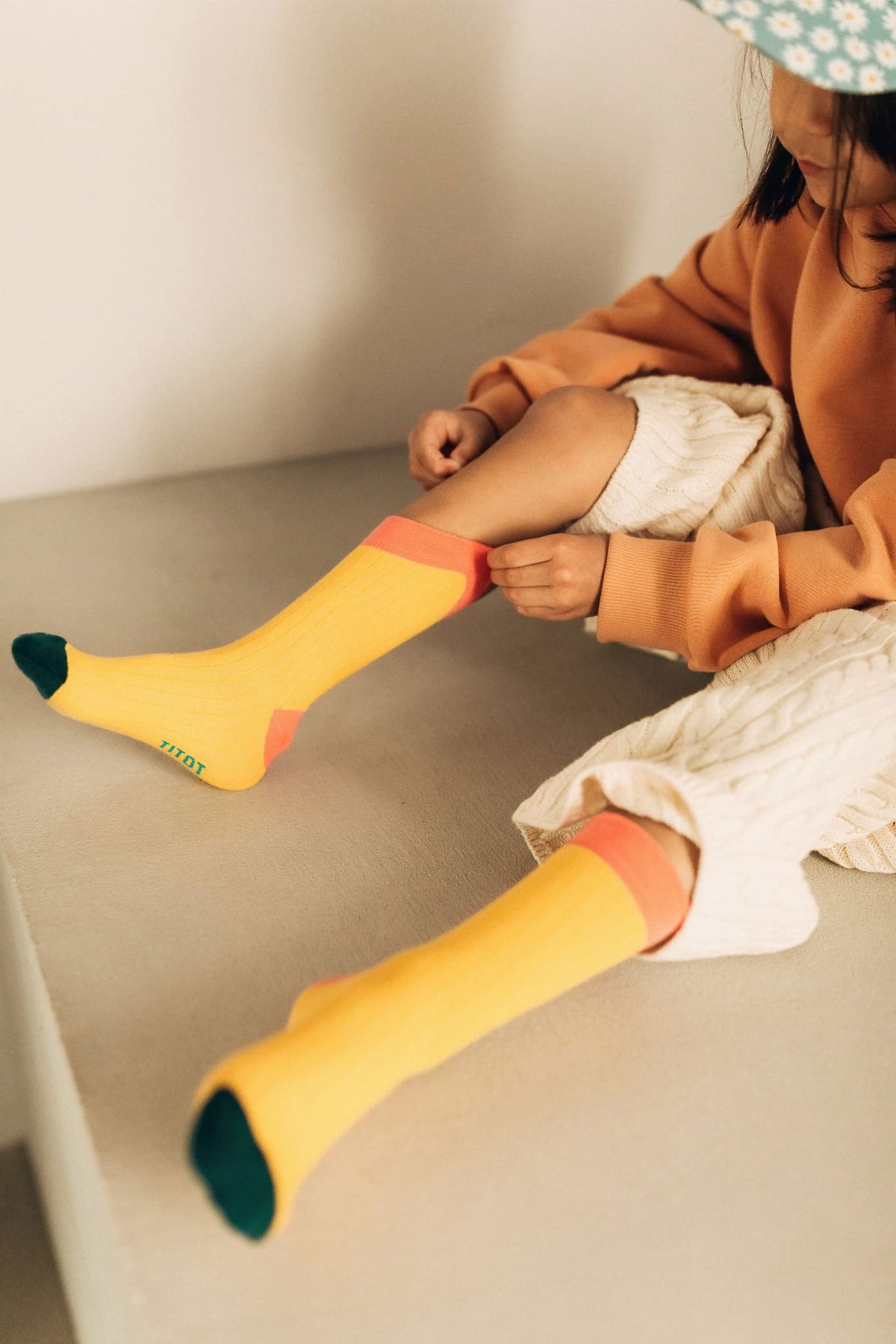 TITOT Socks Solid Toe Yellow
