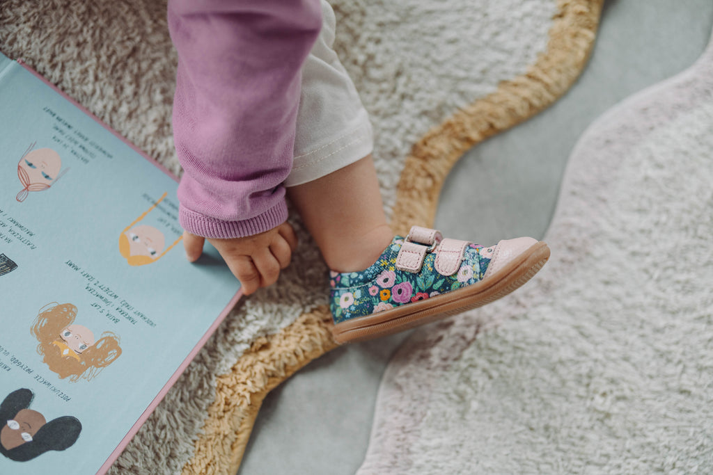 Navy Roses Kids Sneakers
