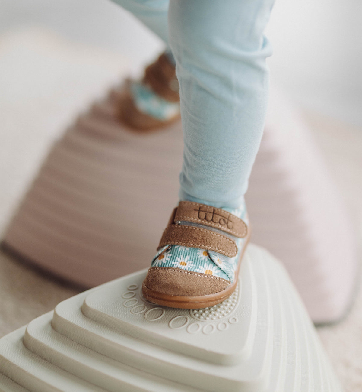 Blue Daisy Kids Sneakers