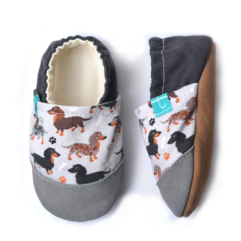 Flauschige Hunde-Kinderpantoffeln