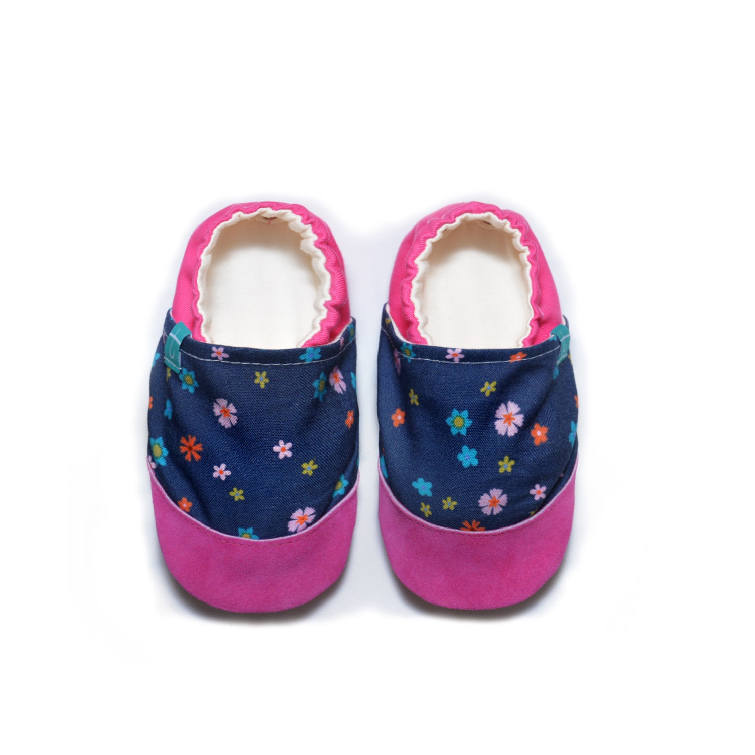 Pantoufles enfant à fleurs roses