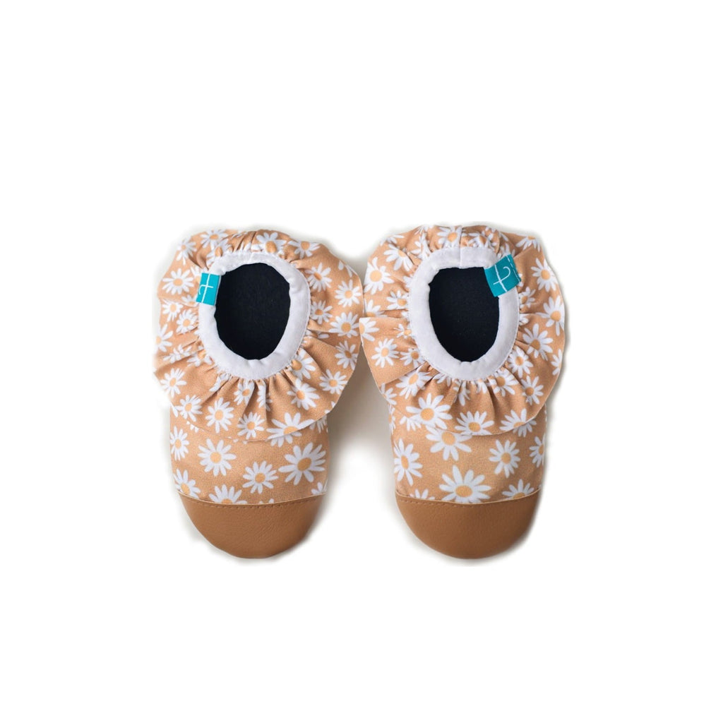 Beige Daisy Kids Water Shoes