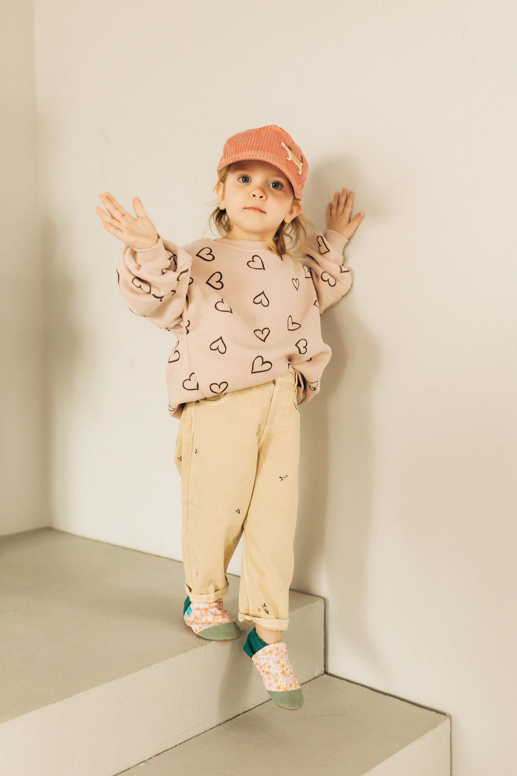 Pantoufles roses douillettes pour enfant