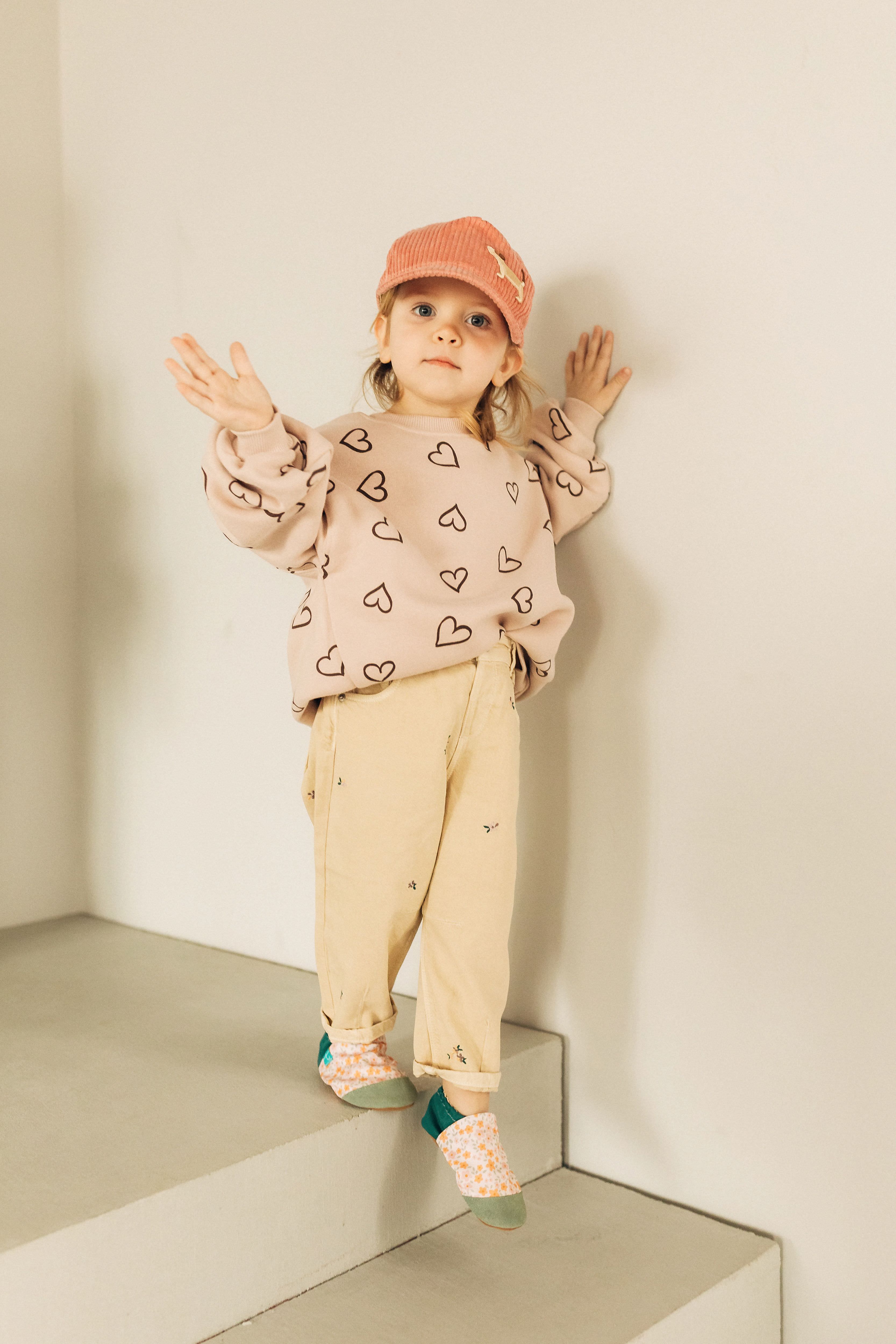 Pantoufles roses douillettes pour enfant