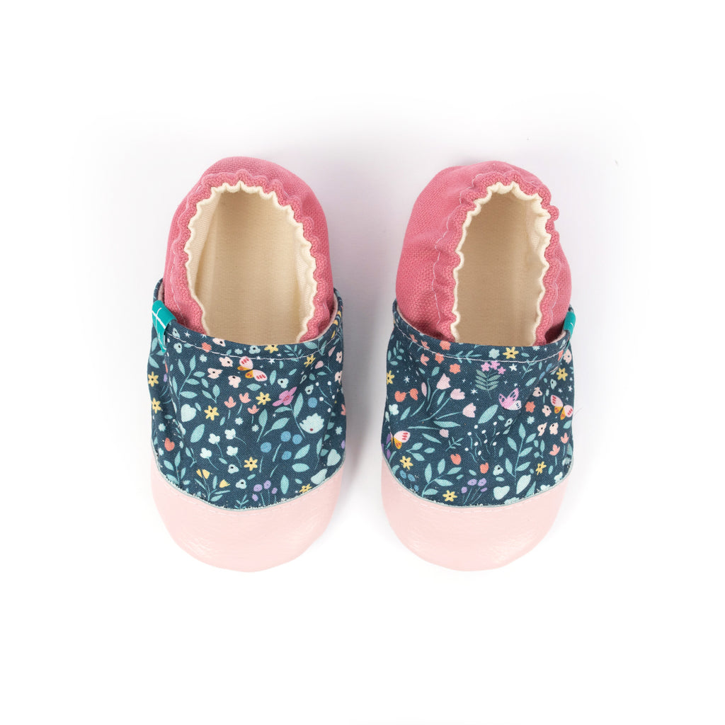 Cloudy Flowers Rubelite Child Slippers
